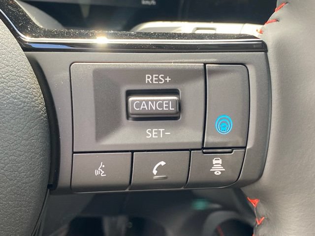 New 2026 Nissan Kicks SR w/ Cold Weather Package AWD/4WD image 17