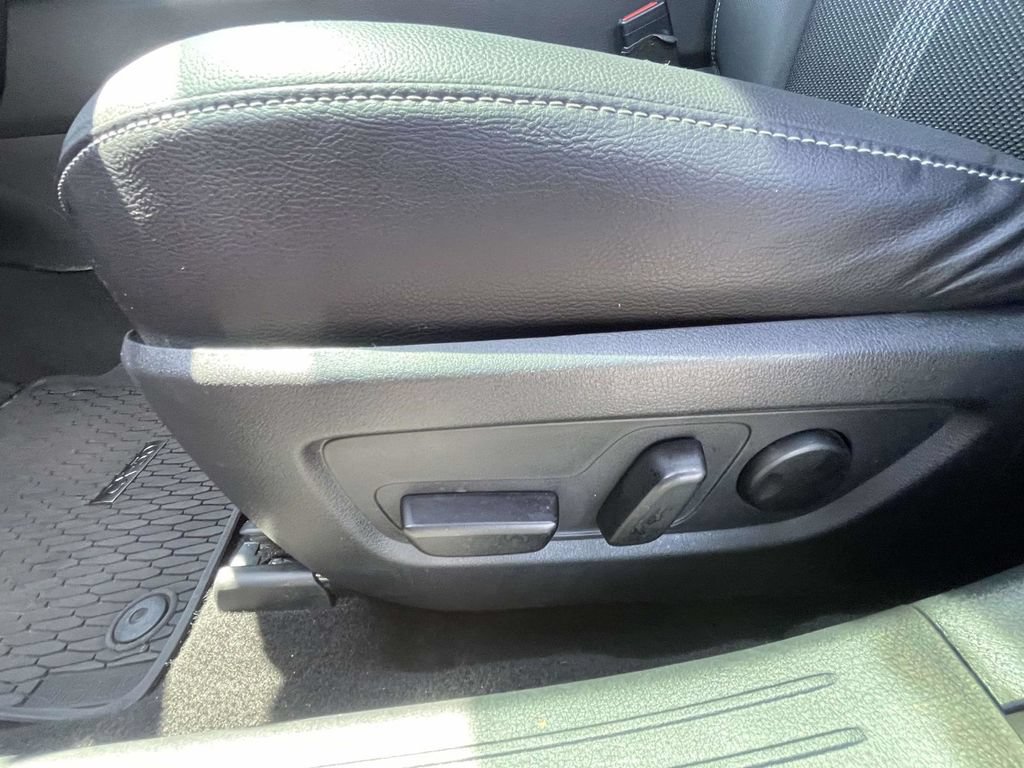 Used 2024 MAZDA CX-50 AWD 2.5 S w/ Cargo Package image 20