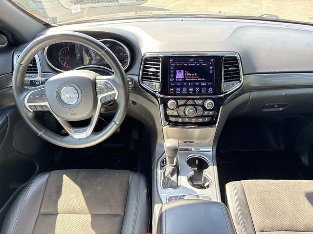 Used 2020 Jeep Grand Cherokee Altitude image 16