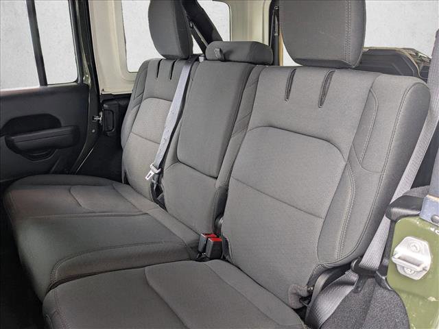 Used 2023 Jeep Wrangler Unlimited AWD/4WD image 19