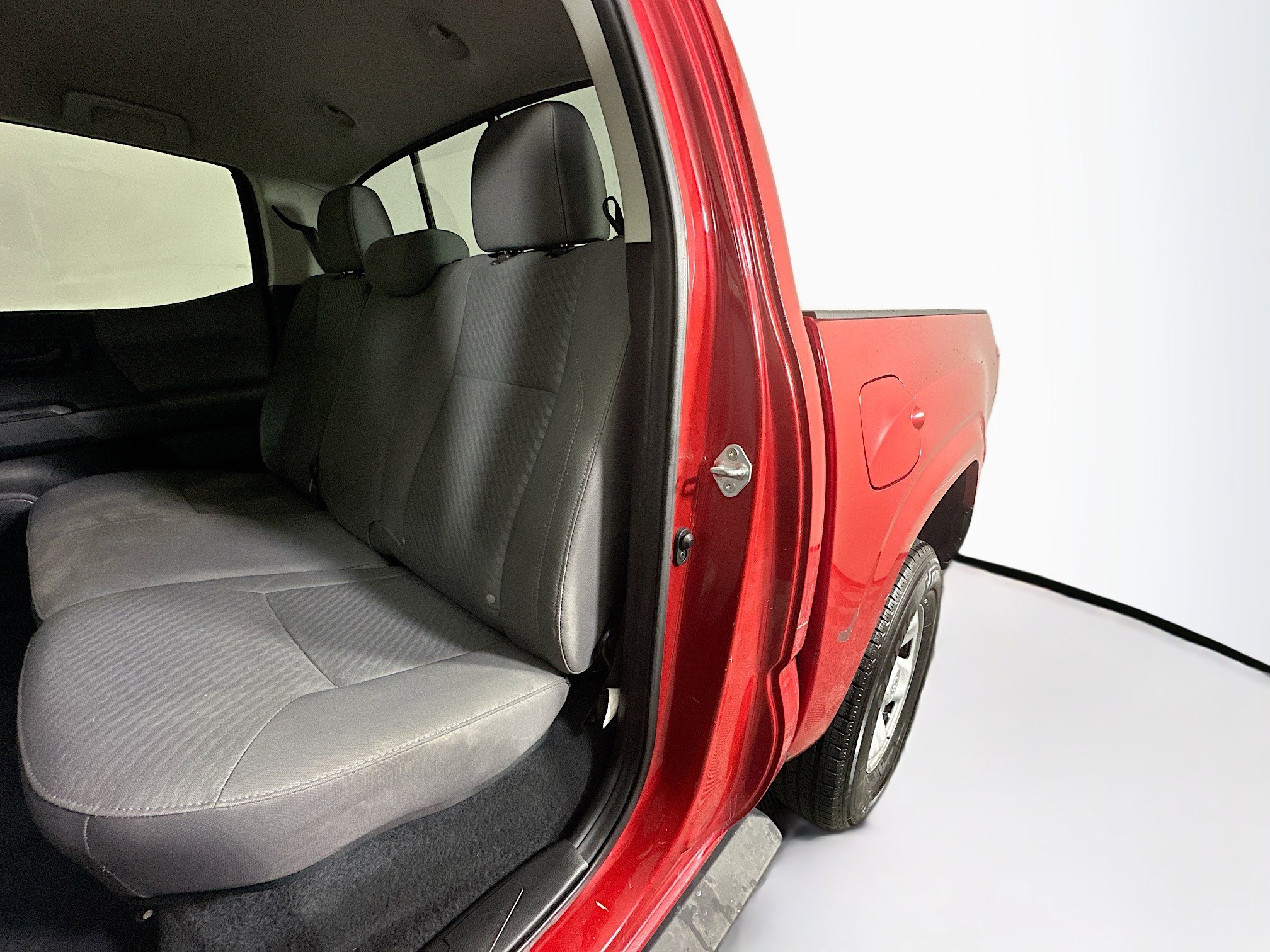 Used 2021 Toyota Tacoma SR w/ SR Convenience Package RWD image 25