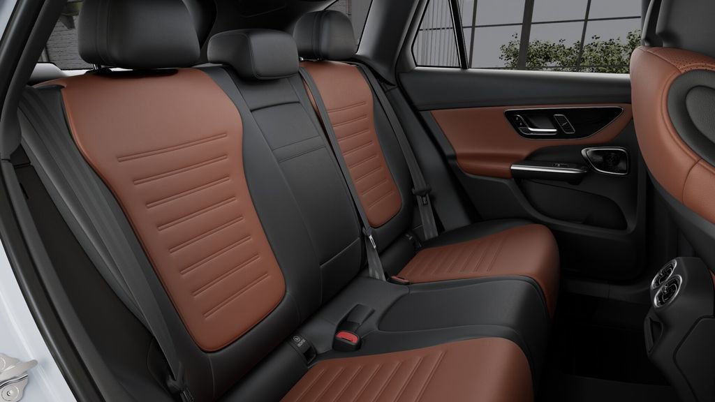 New 2025 Mercedes-Benz GLC 300 4MATIC image 40