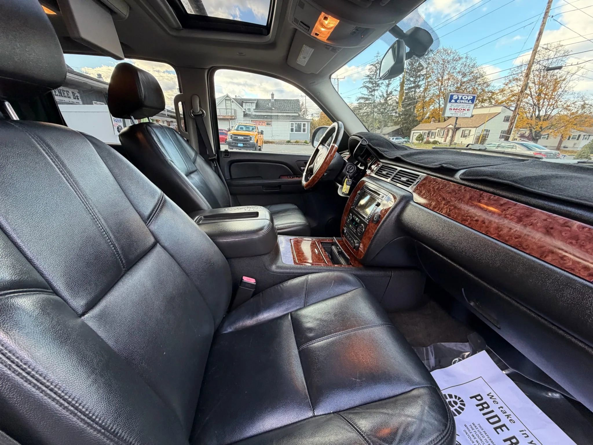 Used 2008 Chevrolet Avalanche LTZ w/ LTZ Preferred Equipment Group image 19