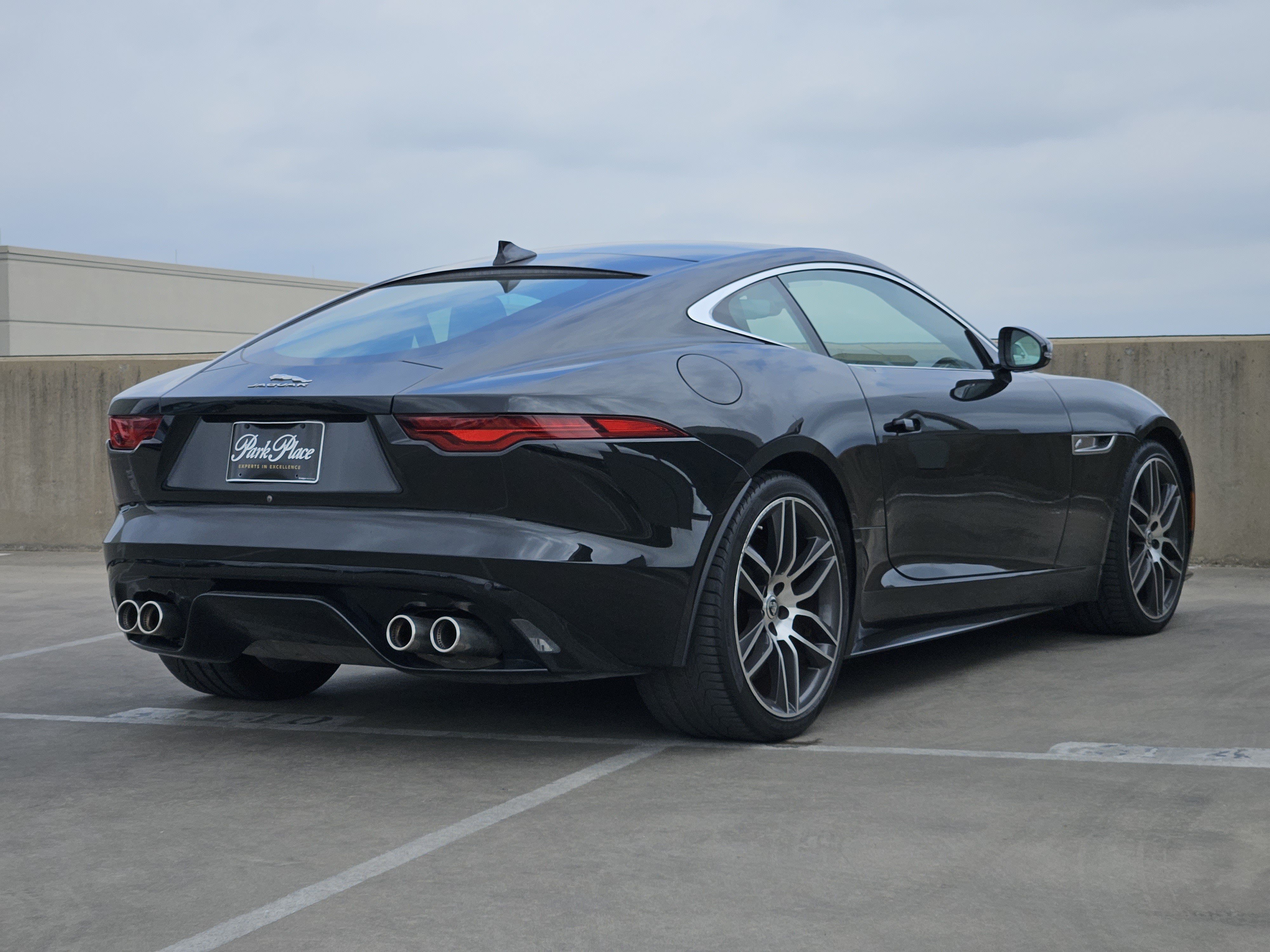 Used 2024 Jaguar F-TYPE R-Dynamic RWD image 8