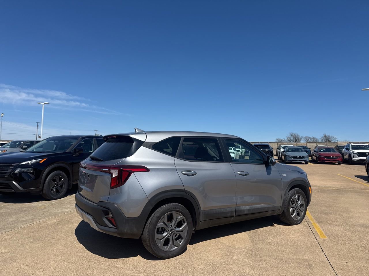 Used 2026 Kia Seltos LX image 21