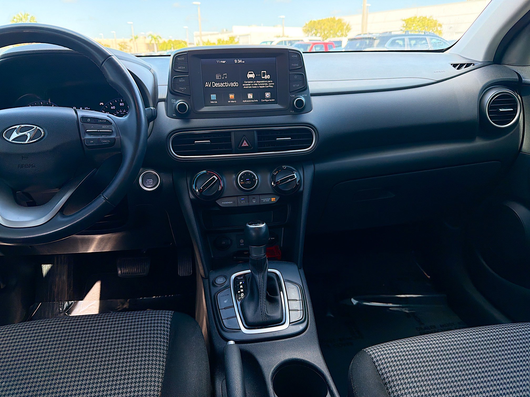 Used 2019 Hyundai Kona SEL image 18