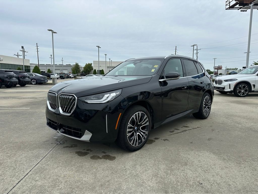 Certified 2025 BMW X3 xDrive30i w/ Convenience Package image 1