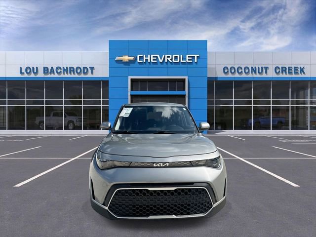 Used 2024 Kia Soul LX w/ Option Group 015 FWD image 3