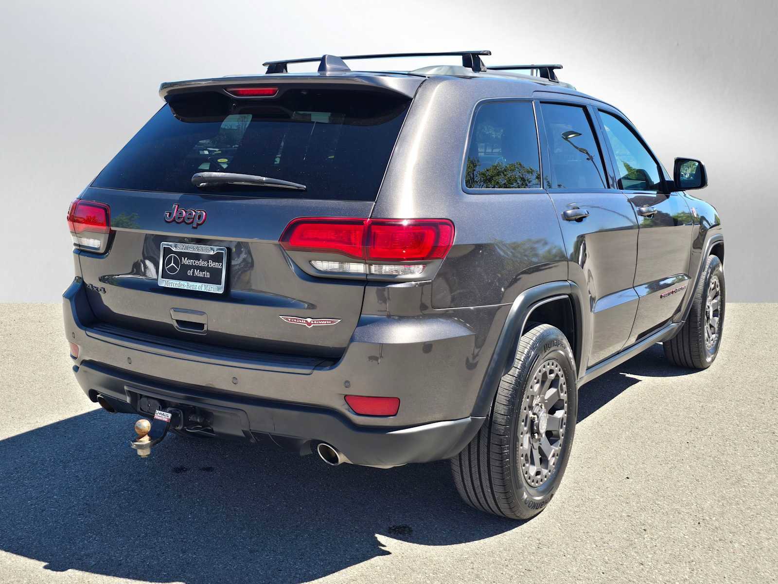 Used 2018 Jeep Grand Cherokee Trailhawk w/ Trailhawk Luxury Group image 3