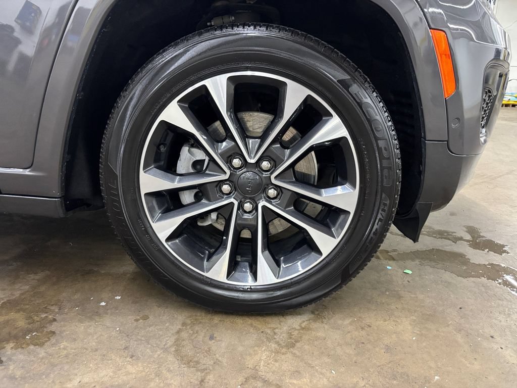 Used 2022 Jeep Grand Cherokee L Overland AWD/4WD image 40