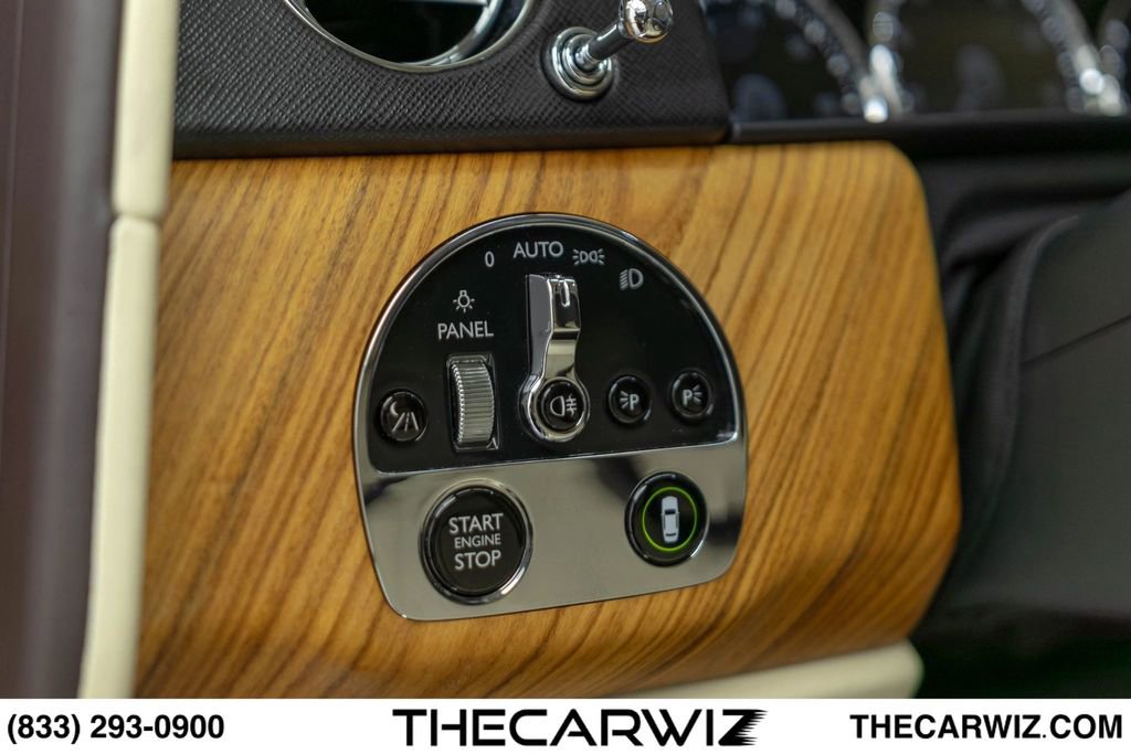 Used 2019 Rolls-Royce Cullinan AWD/4WD image 33