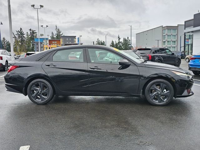 Used 2023 Hyundai Elantra Blue image 7