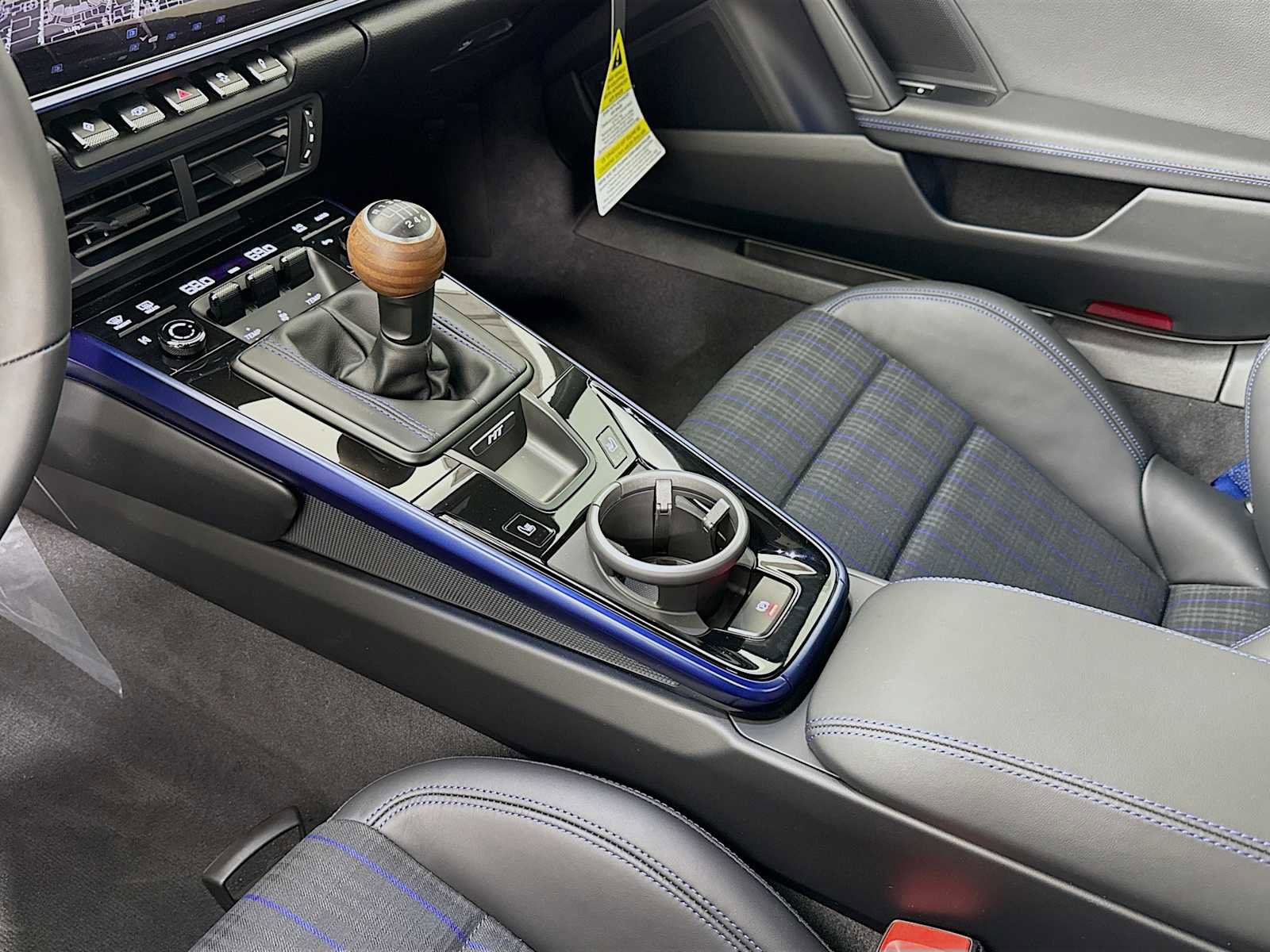 New 2026 Porsche 911 Carrera T image 21