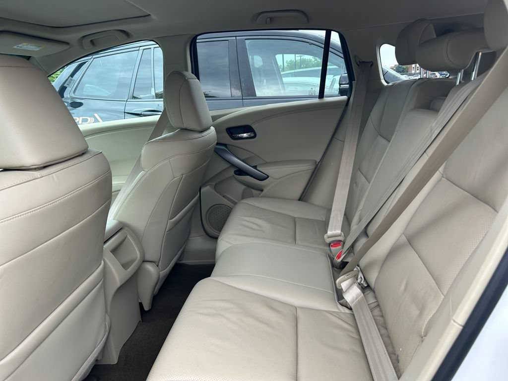 Used 2015 Acura RDX w/ Technology Package AWD/4WD image 16