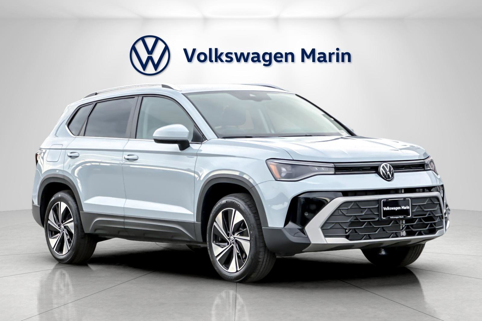 New 2026 Volkswagen Taos SE image 7