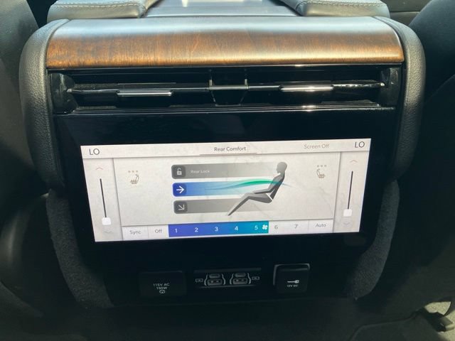 Used 2025 Jeep Grand Wagoneer 4WD w/ 8-Passenger Seating Package image 19