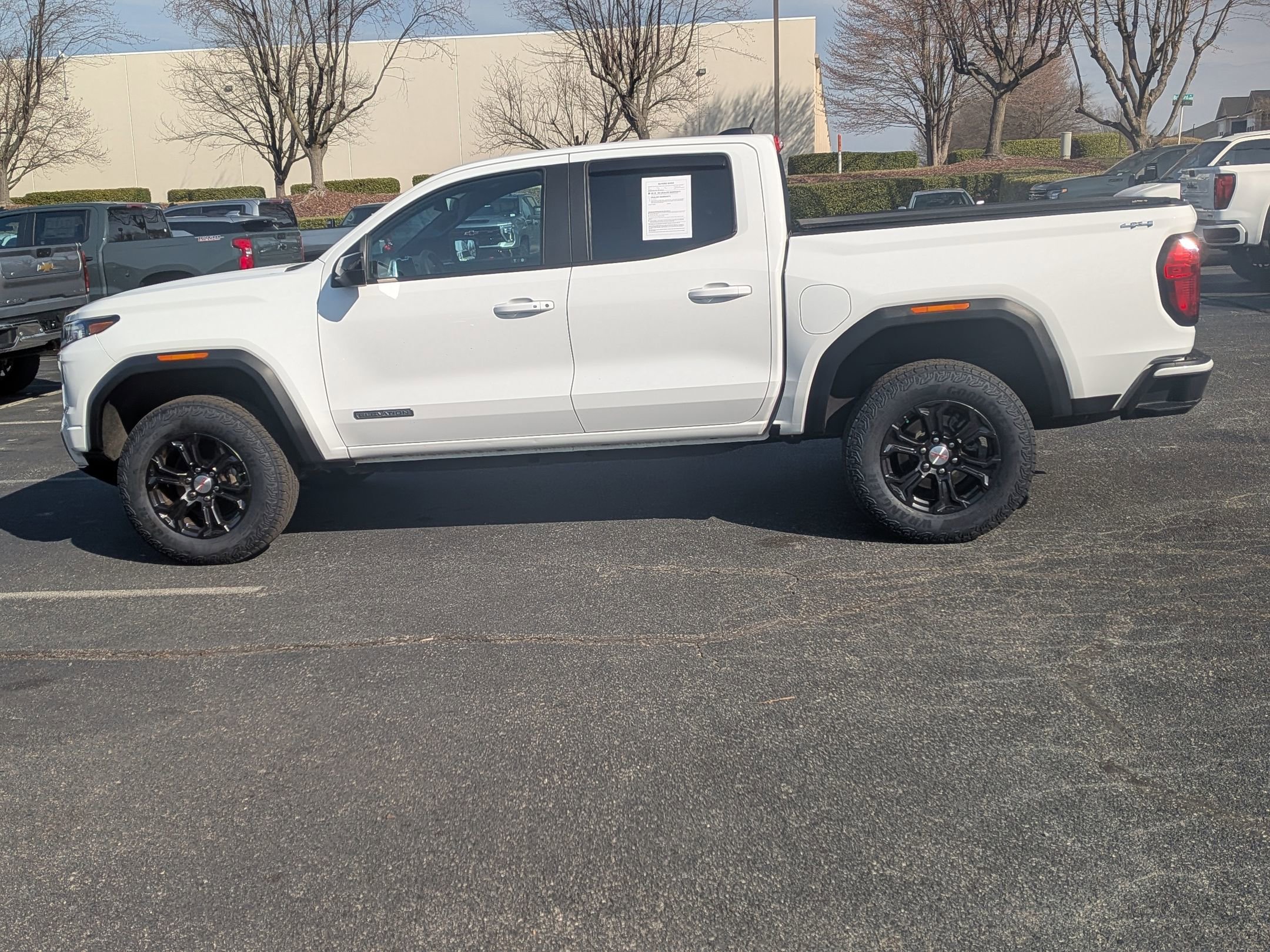 Used 2023 GMC Canyon Elevation w/ Convenience Package image 6