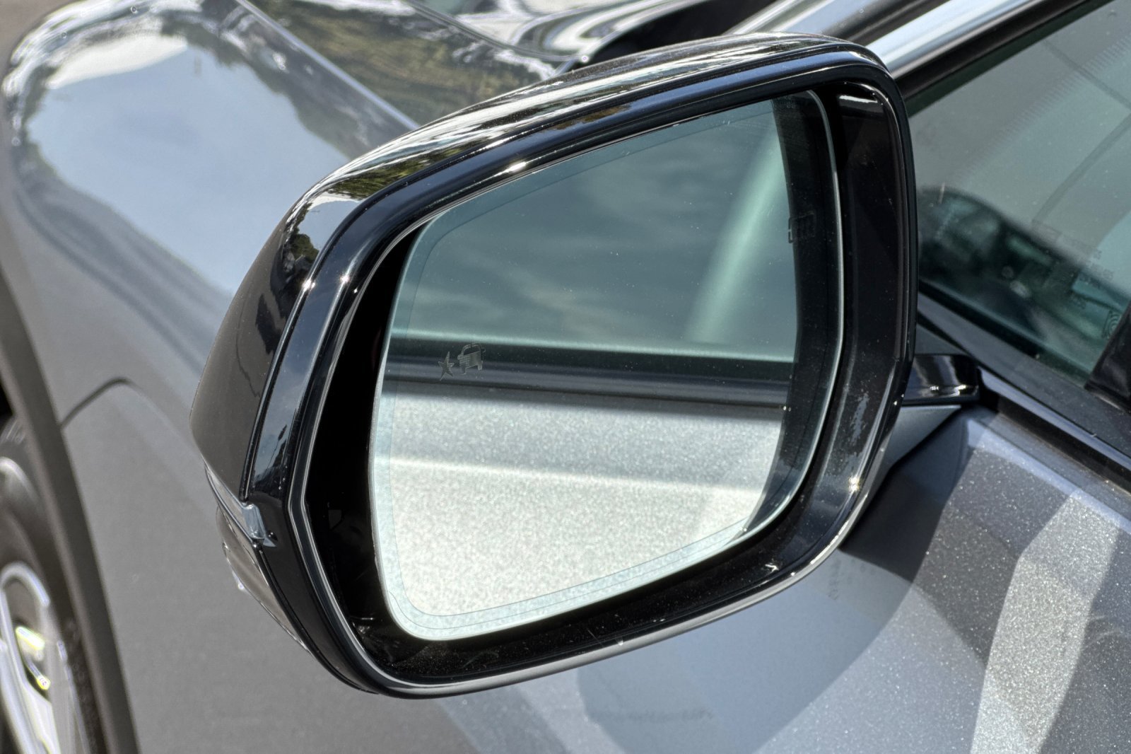 Used 2024 Cadillac Lyriq Luxury RWD image 53