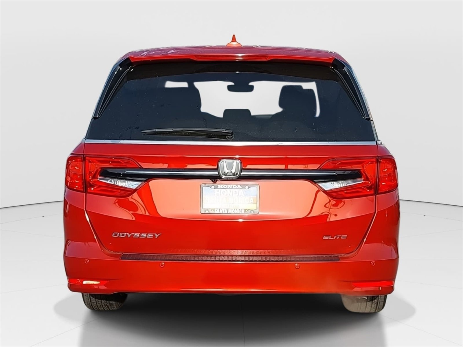 Used 2023 Honda Odyssey Elite image 6