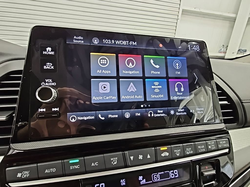 New 2026 Honda Odyssey Touring image 13