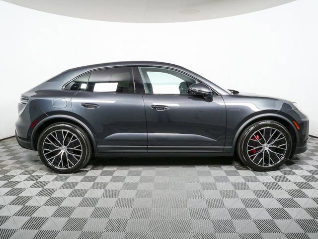 New 2026 Porsche Macan 4S Electric image 28