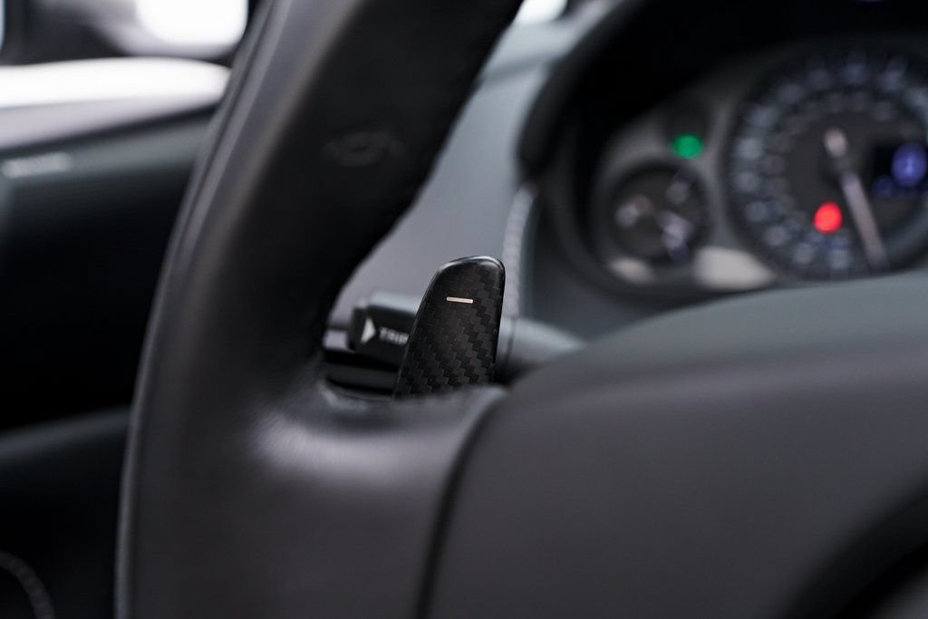 Used 2016 Aston Martin DB9 GT RWD image 71