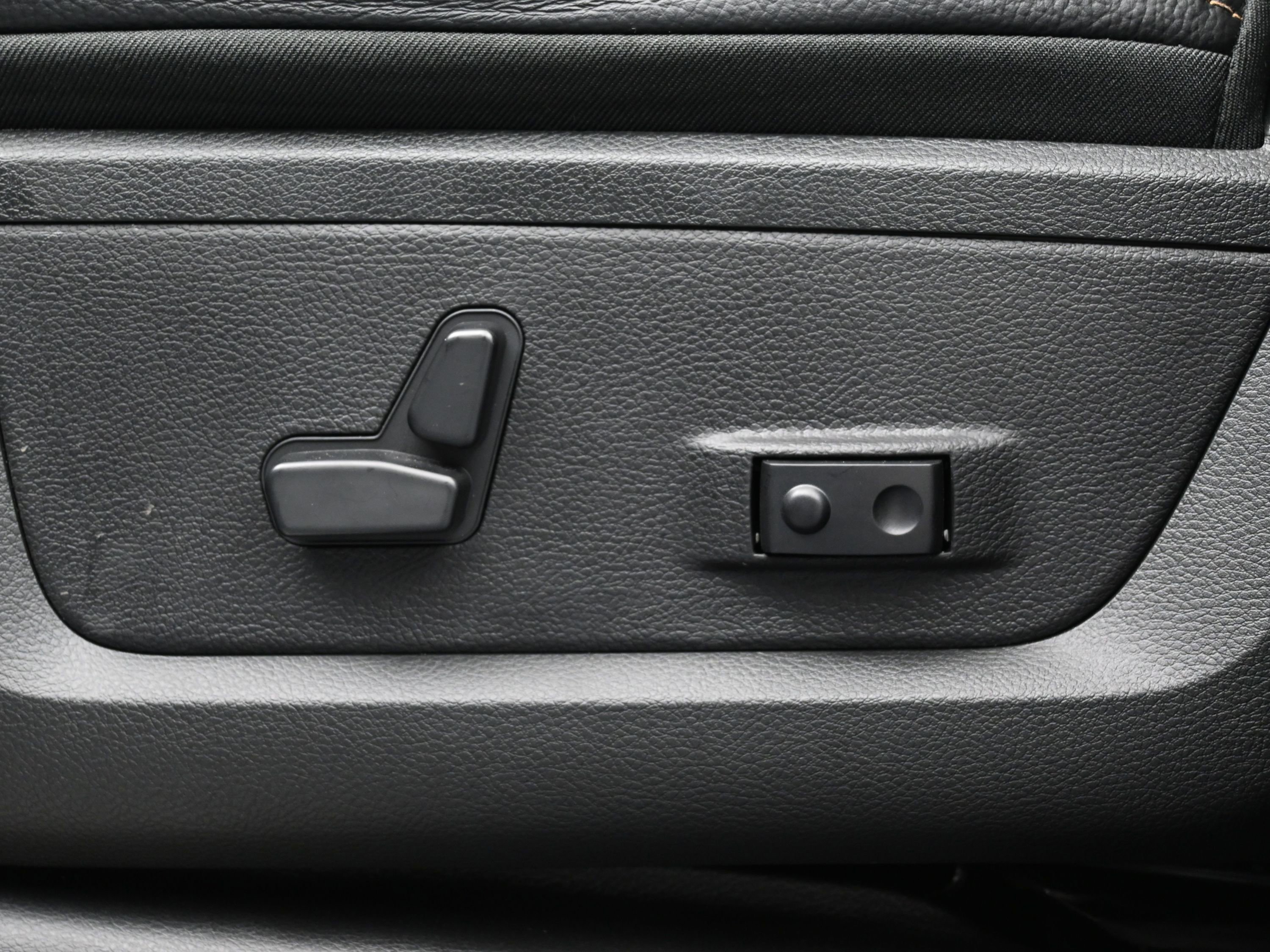 Used 2023 RAM 2500 Limited image 10