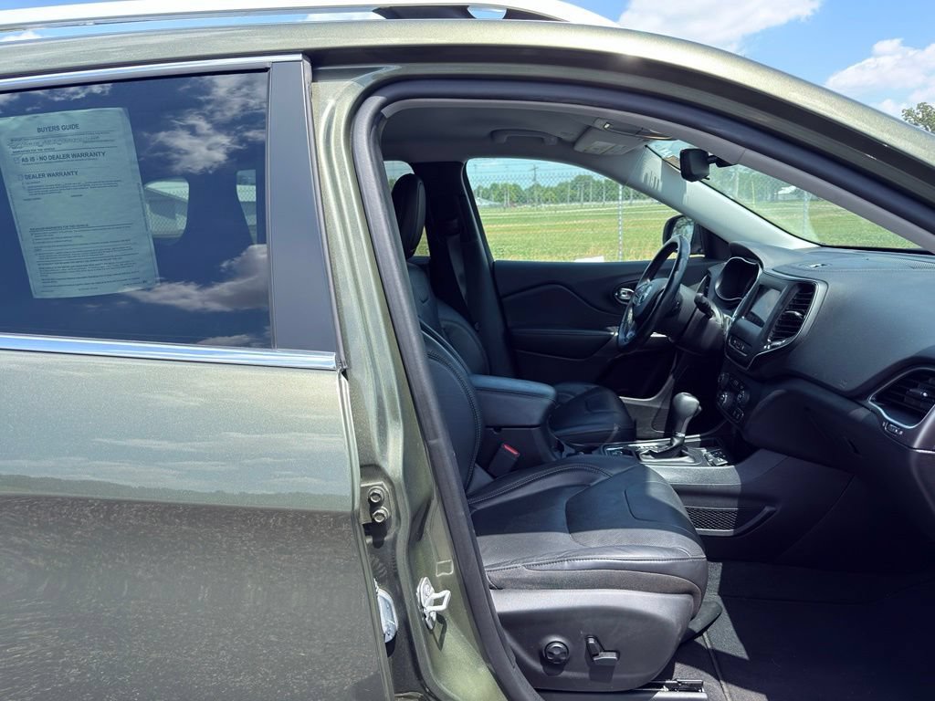 Used 2021 Jeep Cherokee Latitude Lux FWD image 5