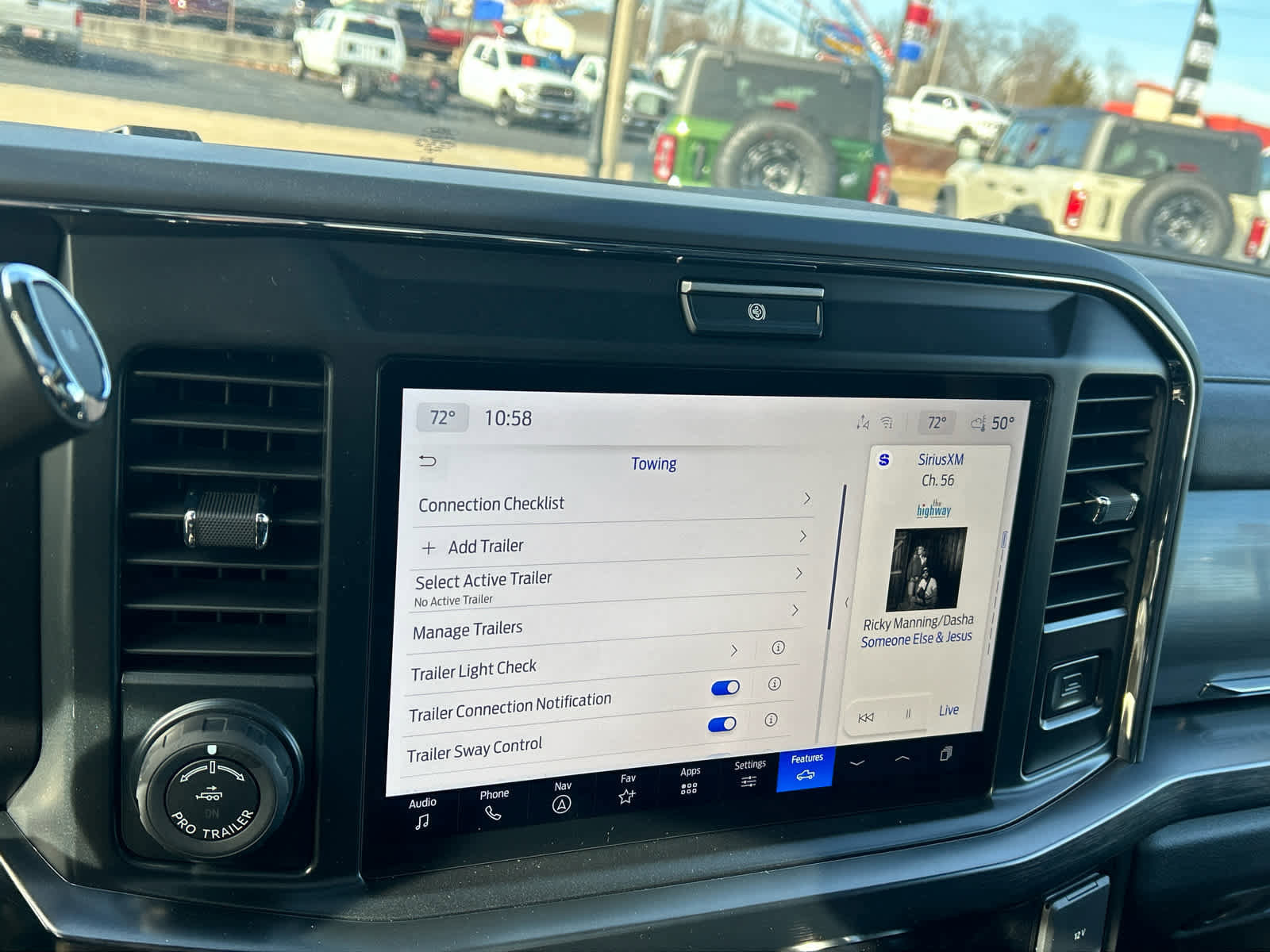 New 2026 Ford F250 Lariat w/ Black Appearance Package image 53