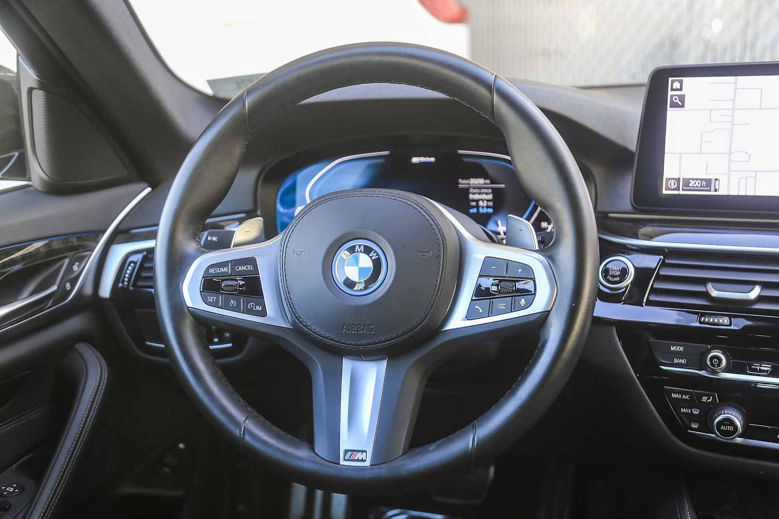 Certified 2023 BMW 530e w/ M Sport Package image 12