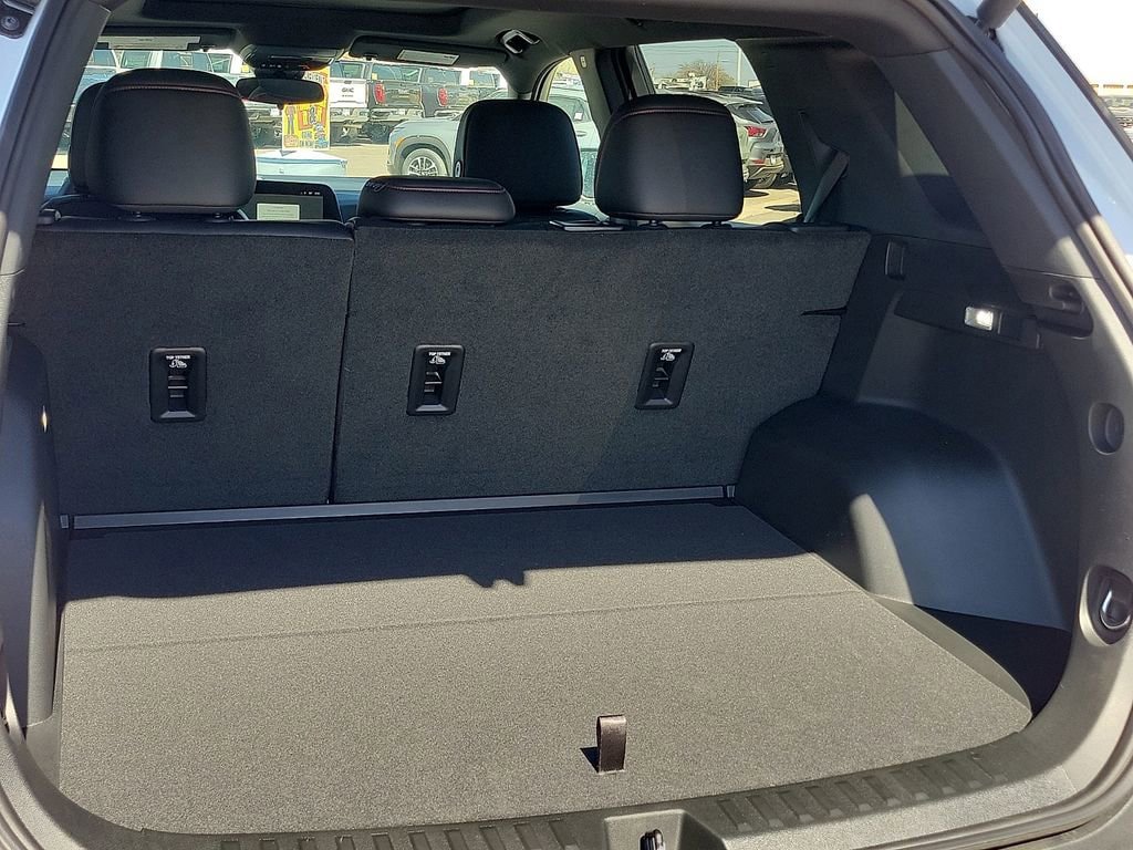 New 2026 Chevrolet Equinox RS w/ Convenience Package III FWD image 15
