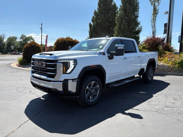 New 2026 GMC Sierra 3500 SLT w/ SLT Premium Package AWD/4WD image 1