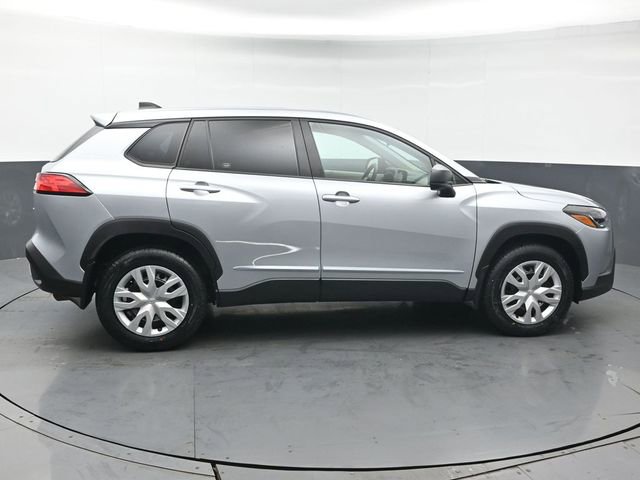 Certified 2022 Toyota Corolla Cross L image 8