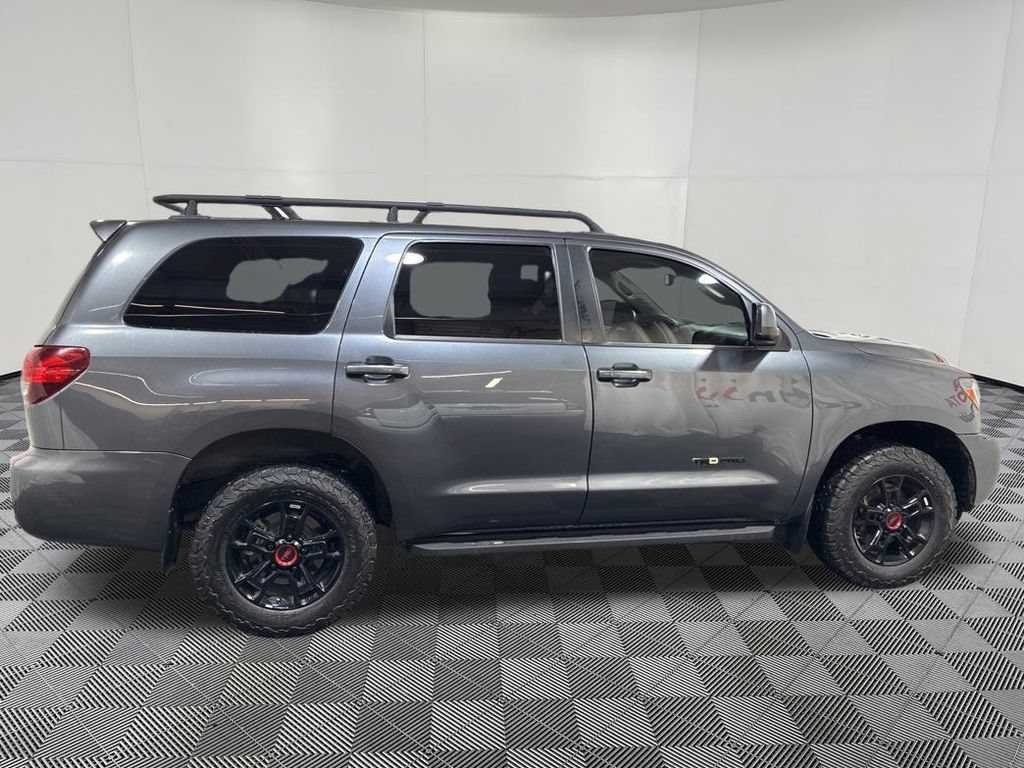Used 2020 Toyota Sequoia TRD Pro AWD/4WD image 8