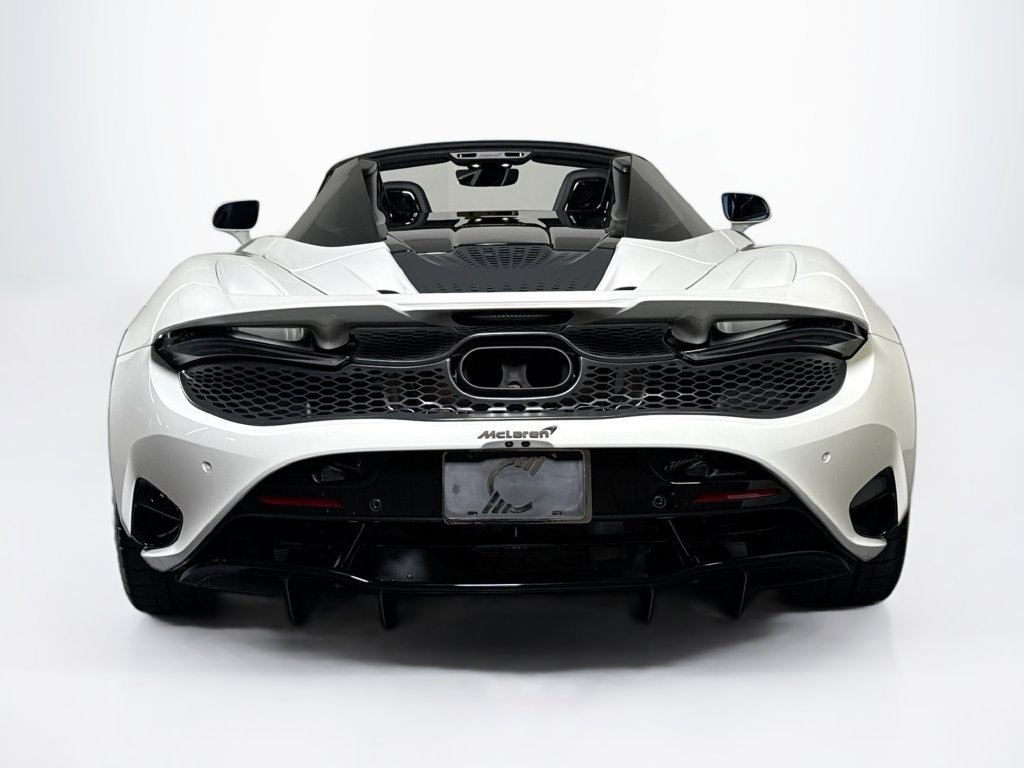 Used 2025 McLaren 750S Spider RWD image 4