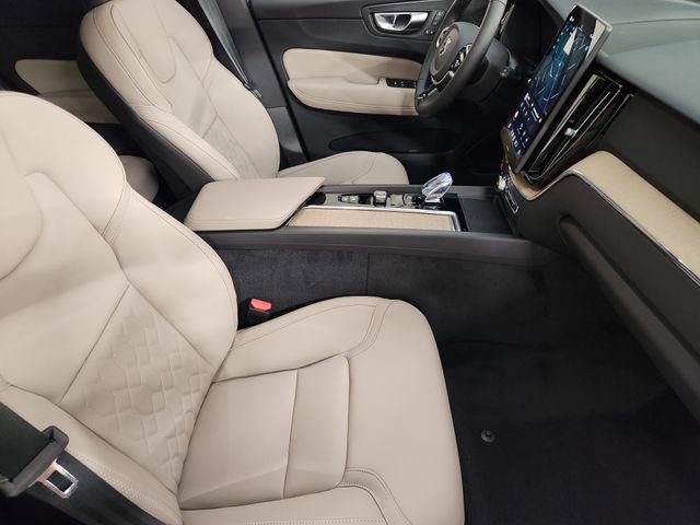 New 2026 Volvo XC60 B5 Core image 3