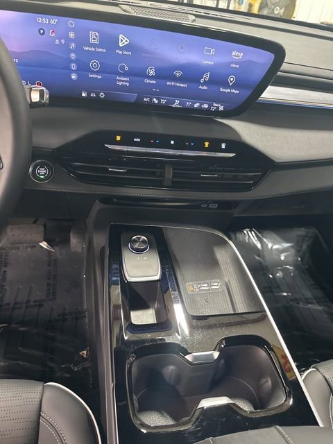 Used 2025 Buick Enclave Sport Touring w/ Power Package image 24