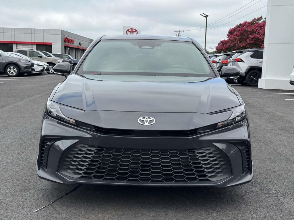 Used 2025 Toyota Camry SE FWD image 26