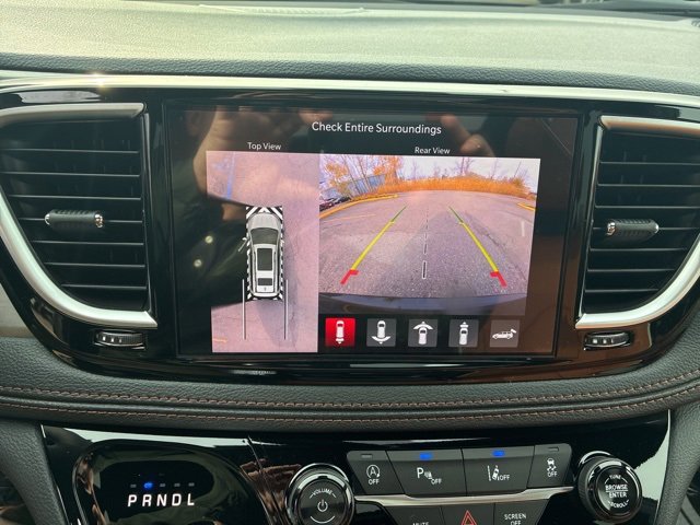 New 2026 Chrysler Pacifica Pinnacle w/ Trailer Tow Group image 18