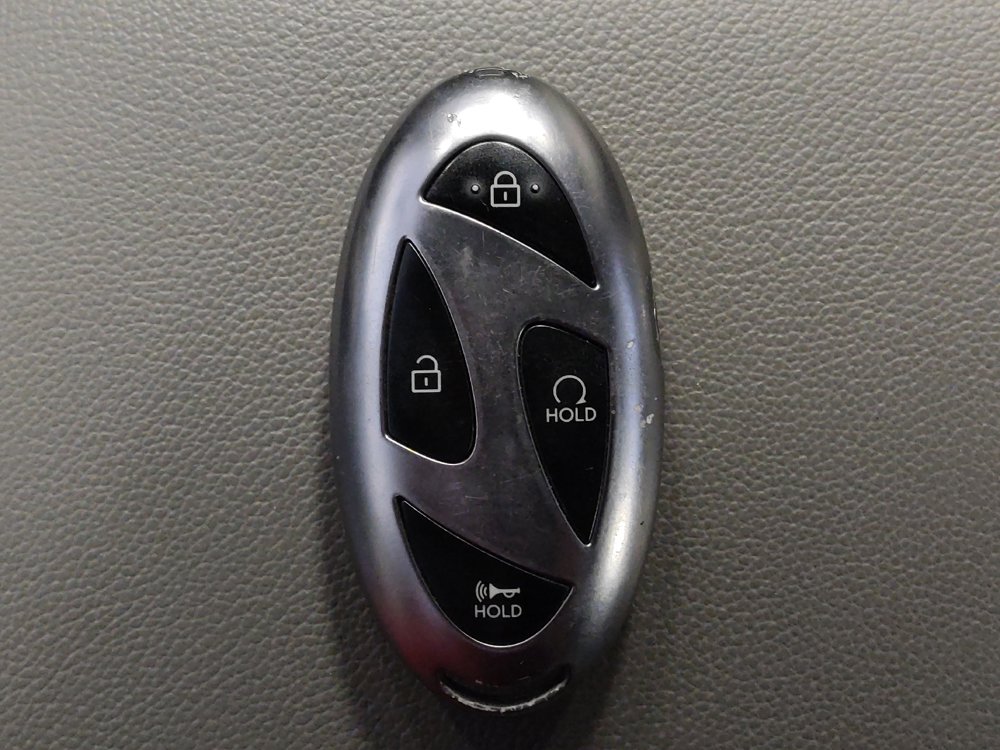 Used 2025 Hyundai Elantra Hybrid FWD image 32
