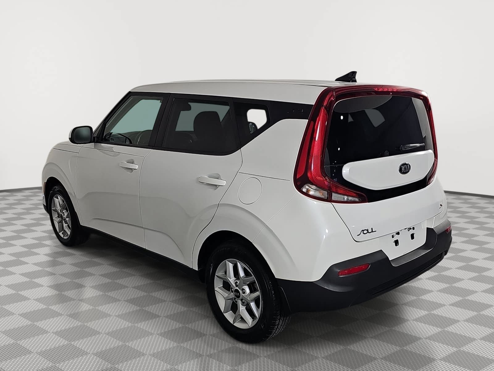 Used 2020 Kia Soul S FWD image 6