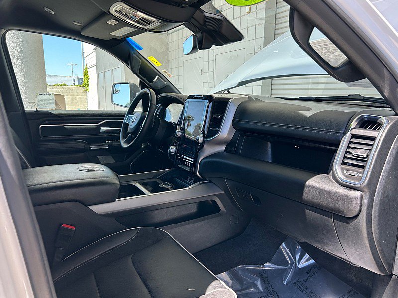 Used 2025 RAM 1500 Laramie AWD/4WD image 29