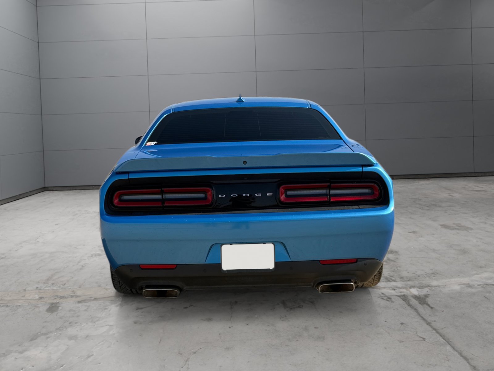 Used 2015 Dodge Challenger R/T Plus RWD image 4
