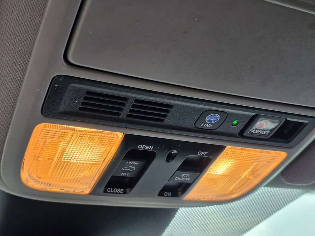 Used 2024 Honda Odyssey Elite image 28