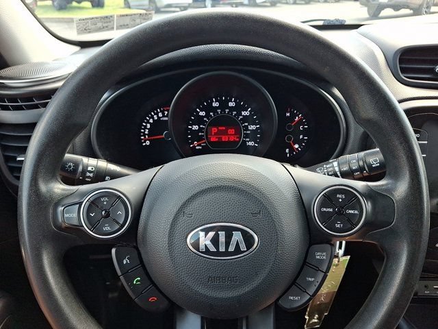 Used 2019 Kia Soul + FWD image 23