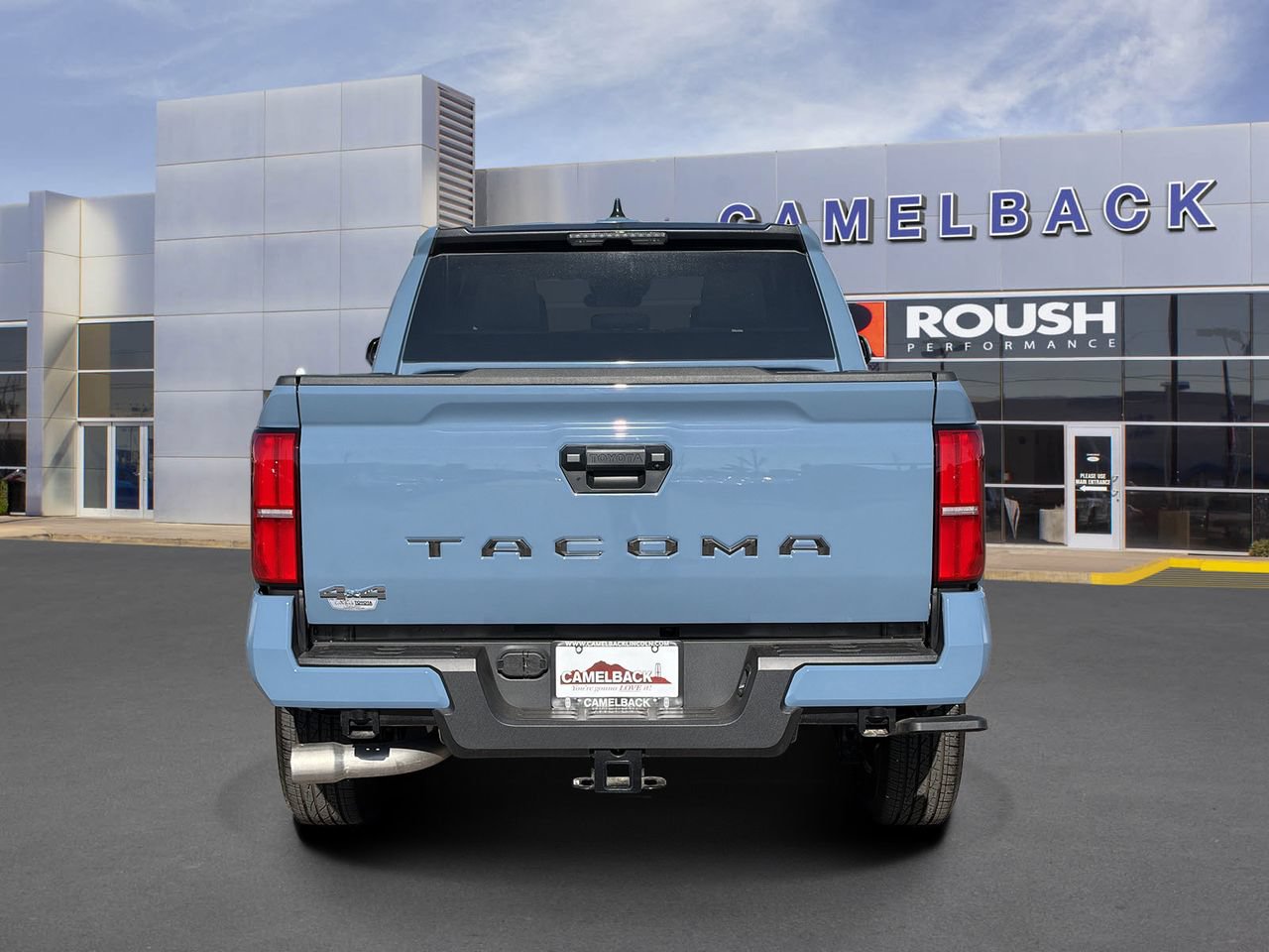 Used 2026 Toyota Tacoma SR5 AWD/4WD image 5