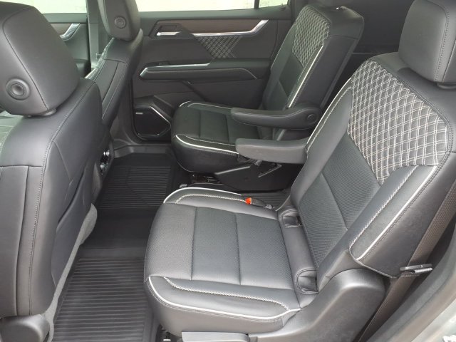 Certified 2024 GMC Acadia Denali w/ LPO, Floor Liner Package AWD/4WD image 13