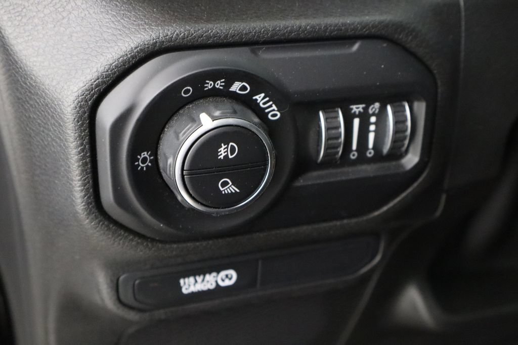 Used 2021 Jeep Gladiator Mojave AWD/4WD image 23