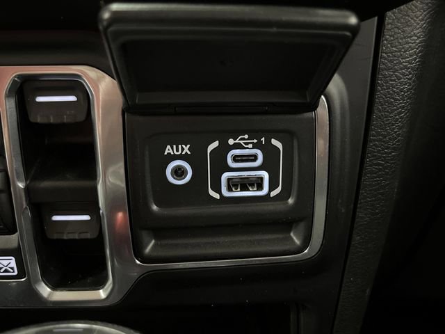 Used 2020 Jeep Wrangler Unlimited Sport image 21