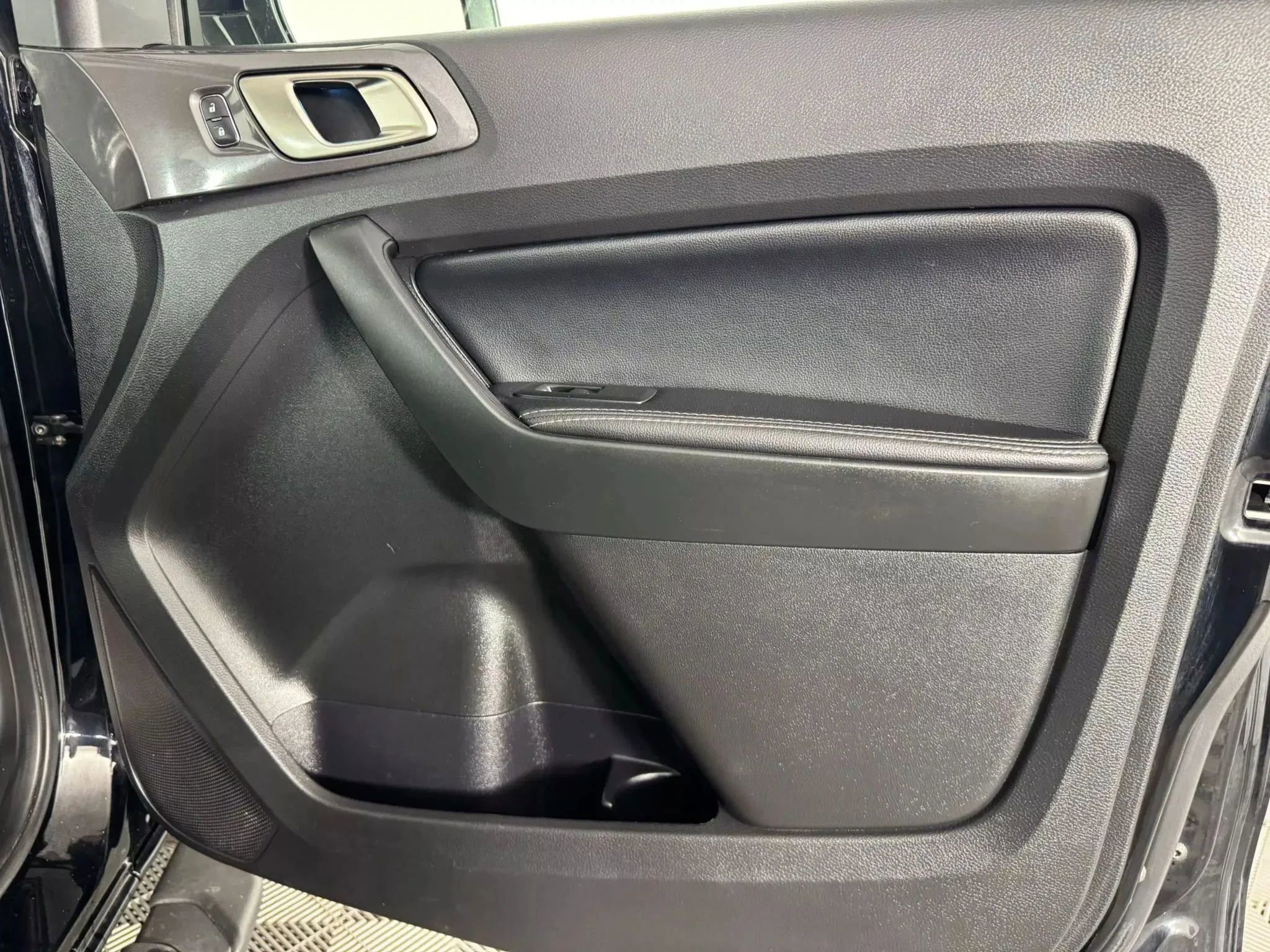 Used 2019 Ford Ranger Lariat w/ Equipment Group 501A Mid image 41